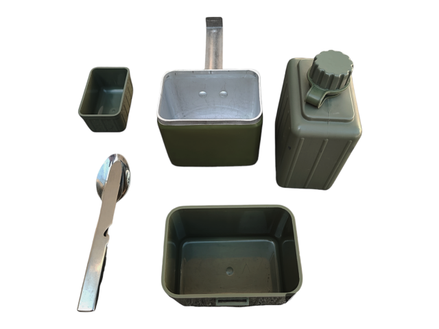 JNA mess kit set - used, with bag and utensils