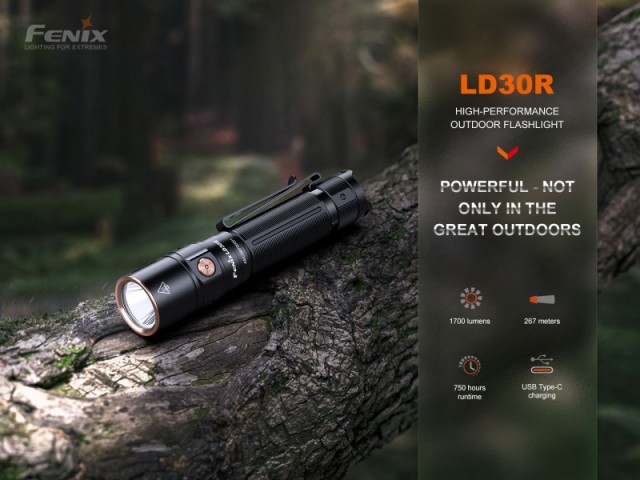Wiederaufladbare Taschenlampe FENIX LD30R - 1700 Lumen