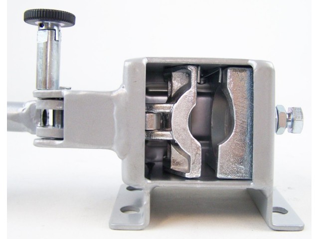 BS Handle for quick release of the rear holder