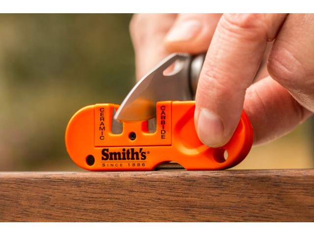 Knife Sharpener SMITH'S “Pocket Pal” Multi-Functional Knife Sharpener