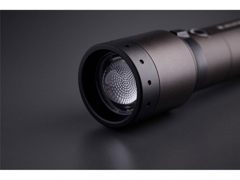 Wiederaufladbare Lampe LED LENSER P7R Signature - 2000 Lumen