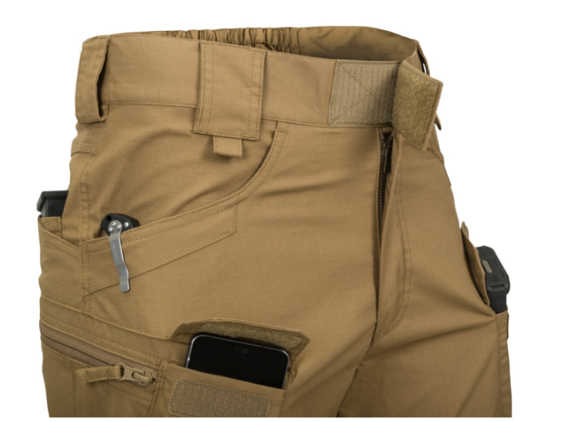 Kurze Hosen HELIKON UTS (URBAN TACTICAL SHORTS) - POLYCOTTON RIPSTOP RAL7013 grün